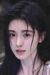 女主叫萧雅