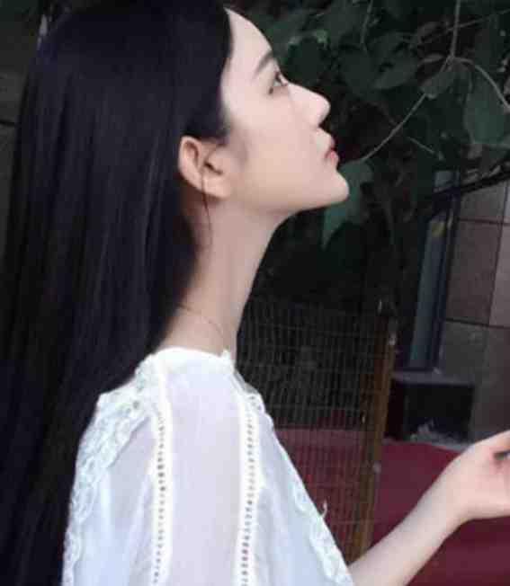 穿越后他成了女帝的入幕之宾全文免费阅读