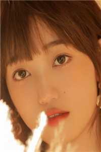 美女校花爱上我 张牧野