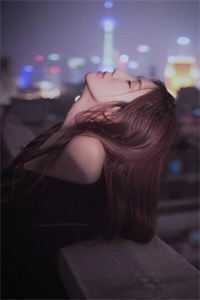 暴发户的原配重生了fan