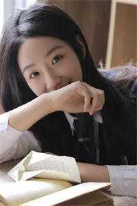 穿越异界成为圣女的