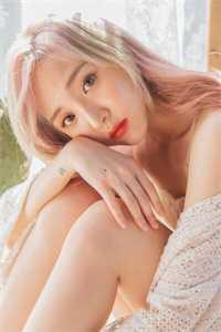 闪婚成宠总裁老公是上司短剧