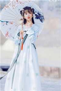 女主叫小芸的