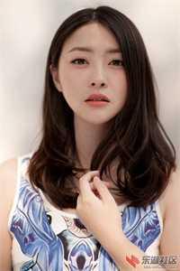 女主叫何妍