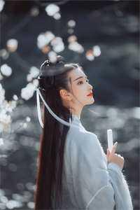 谁人不识君全诗