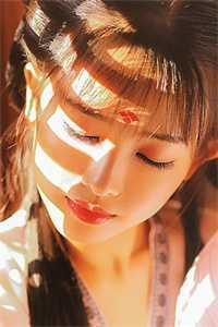仙界女帝用尽毕生功力