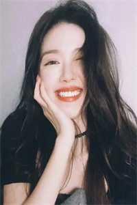 女主叫姜羡的
