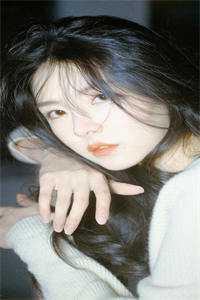 女主叫甄欣的