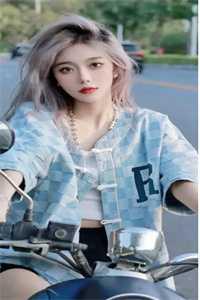 女主角叫言欢
