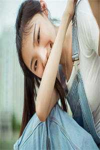 美艳娇妻我赢麻了
